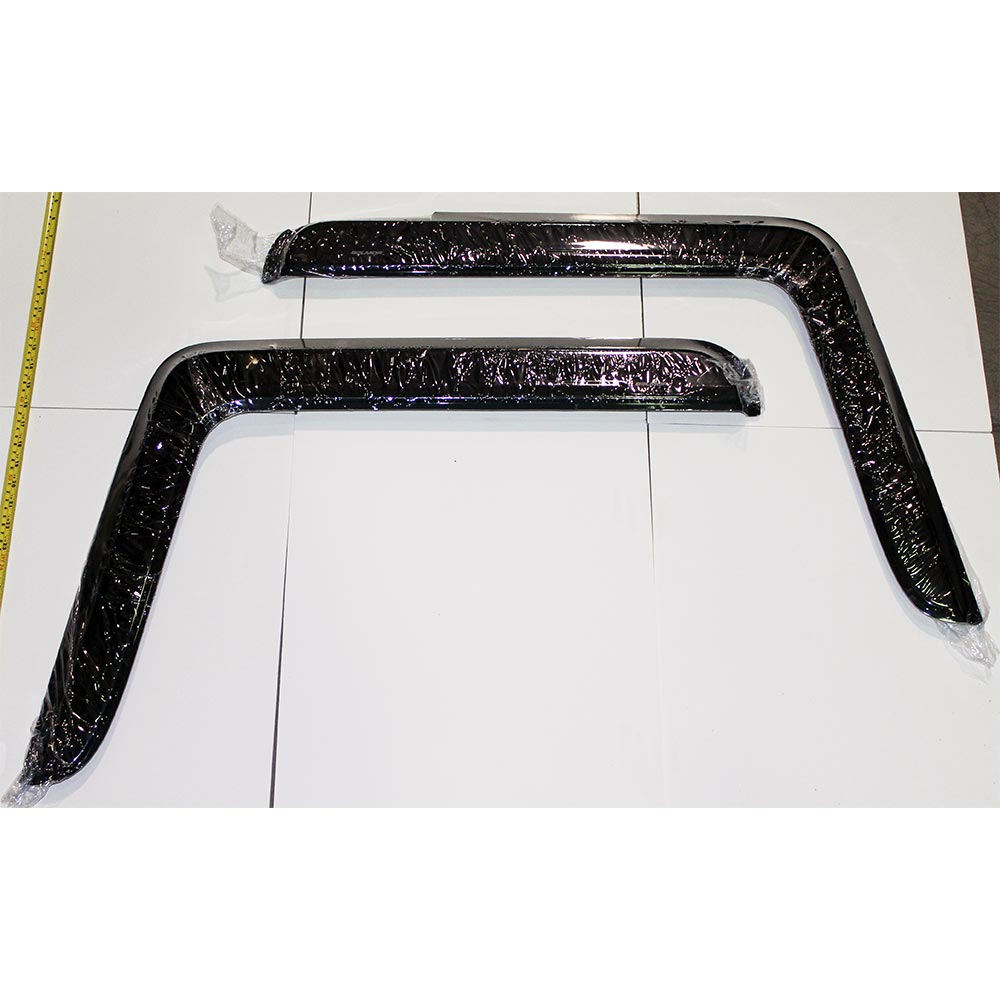 Peterbilt 384, 386, 388, 389 Smoke Ventvisors