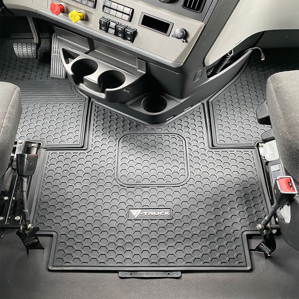 Freightliner Cascadia Floor Mats 116 and 126