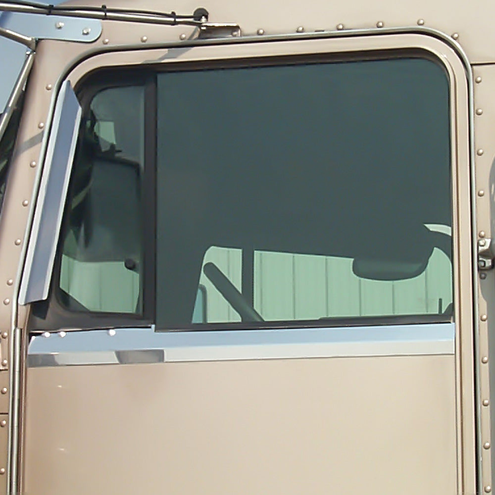 Kenworth Non-DayLite Door Under Window Trim
