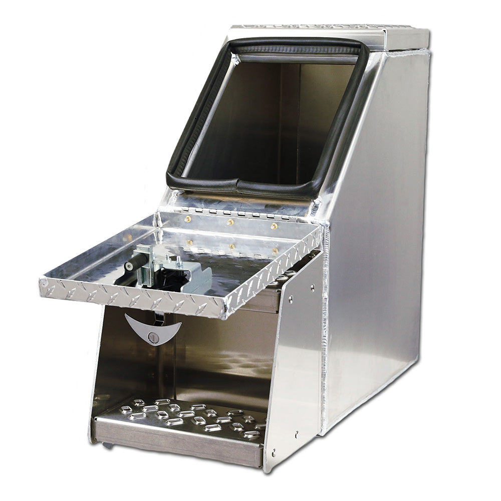 18" Aluminum Step Box with Diamond Plate Door and Steps