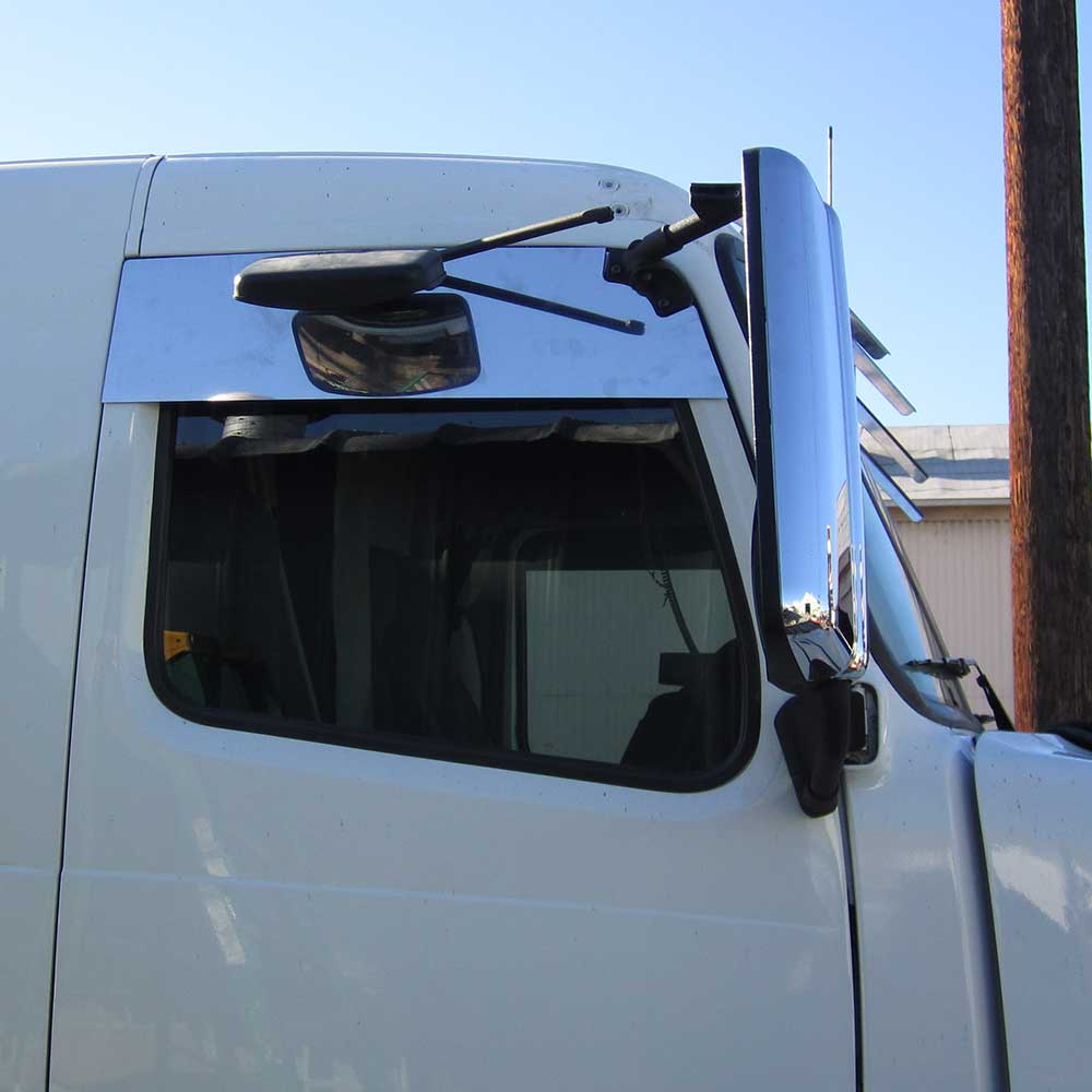 8" Stainless Steel Munster Chop Top for 2005+ Volvo VN with Mirror Notch