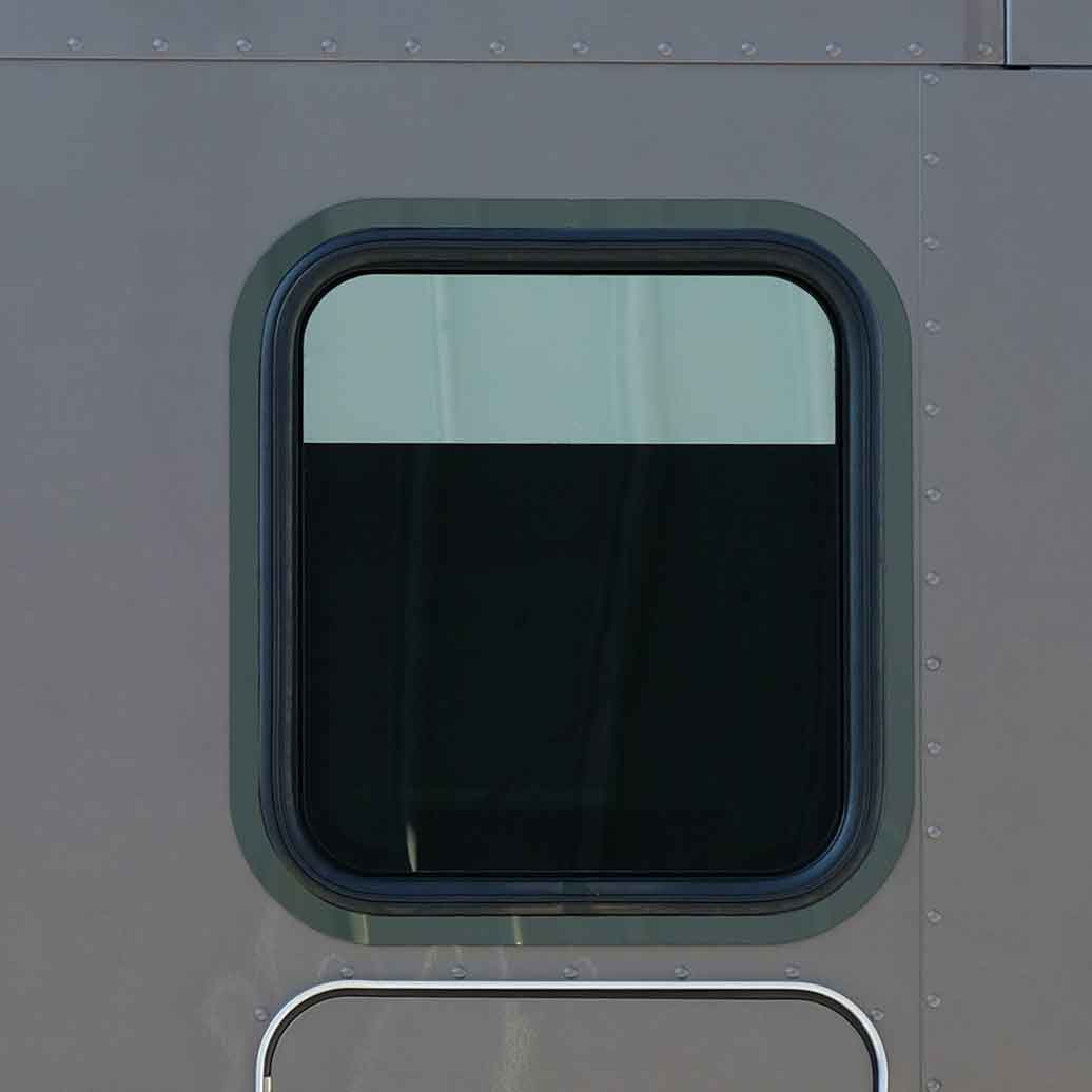 6" Peterbilt 567, 579 Stainless Steel Sleeper Window Chop Top - Driver Side