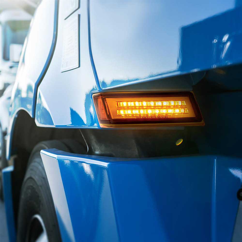 Freightliner Cascadia 2018-2022 Amber 35 LED Sequential Turn Signal Light