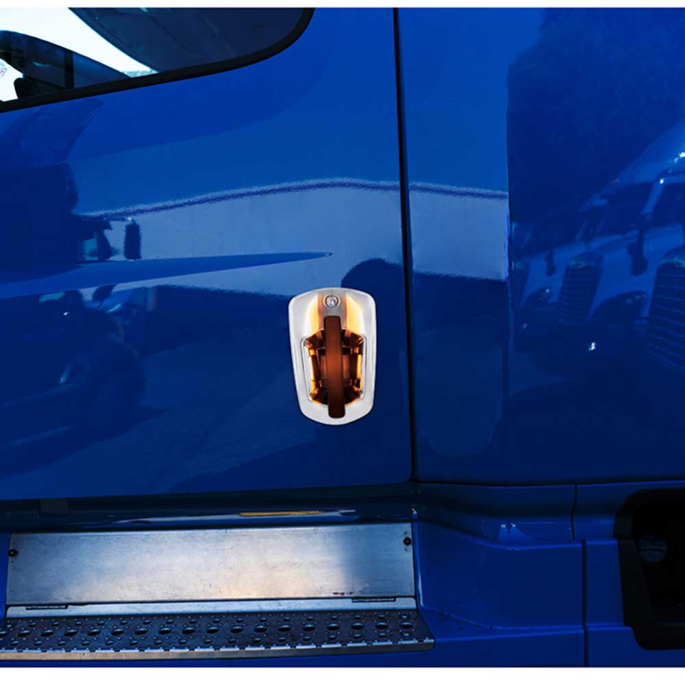 Freightliner Cascadia 2018+ Chrome 6 LED Door Handle Covers