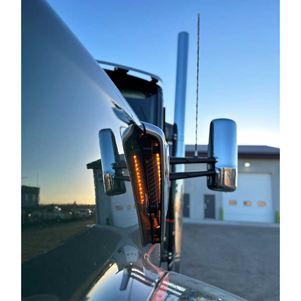 Kenworth W990 LED Air Intake Light Bars