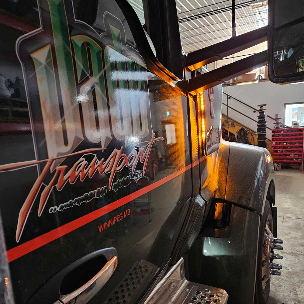 Kenworth W990 LED Air Intake Light Bars