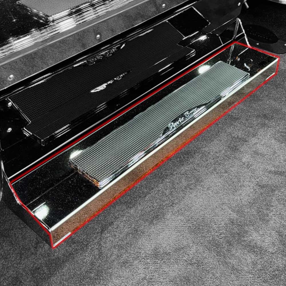 Peterbilt 589 Bottom Step Replacement