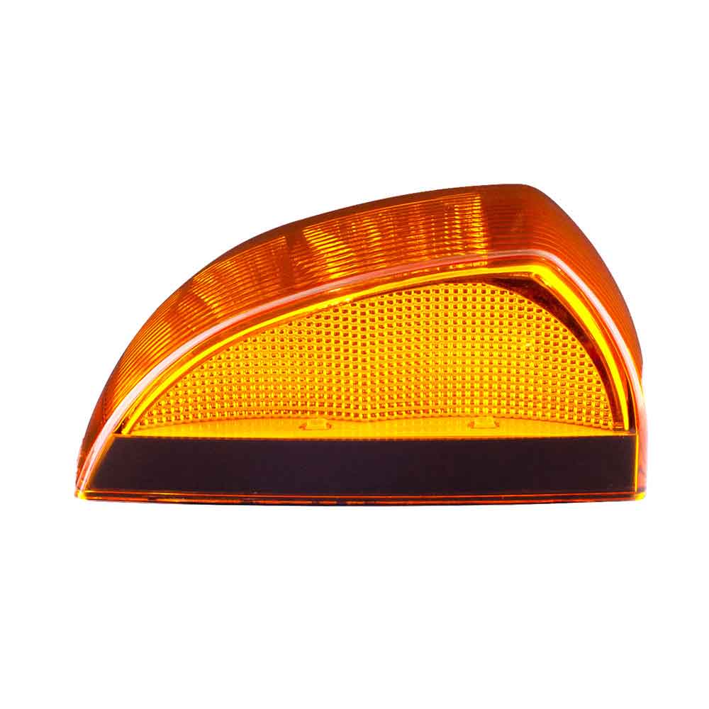 Freightliner M2 Amber Cab Light