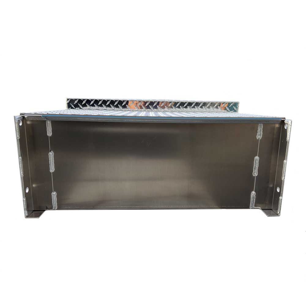 31" Freightliner Classic 2003 and Older Diamond Plate Aluminum Tool Box with Step