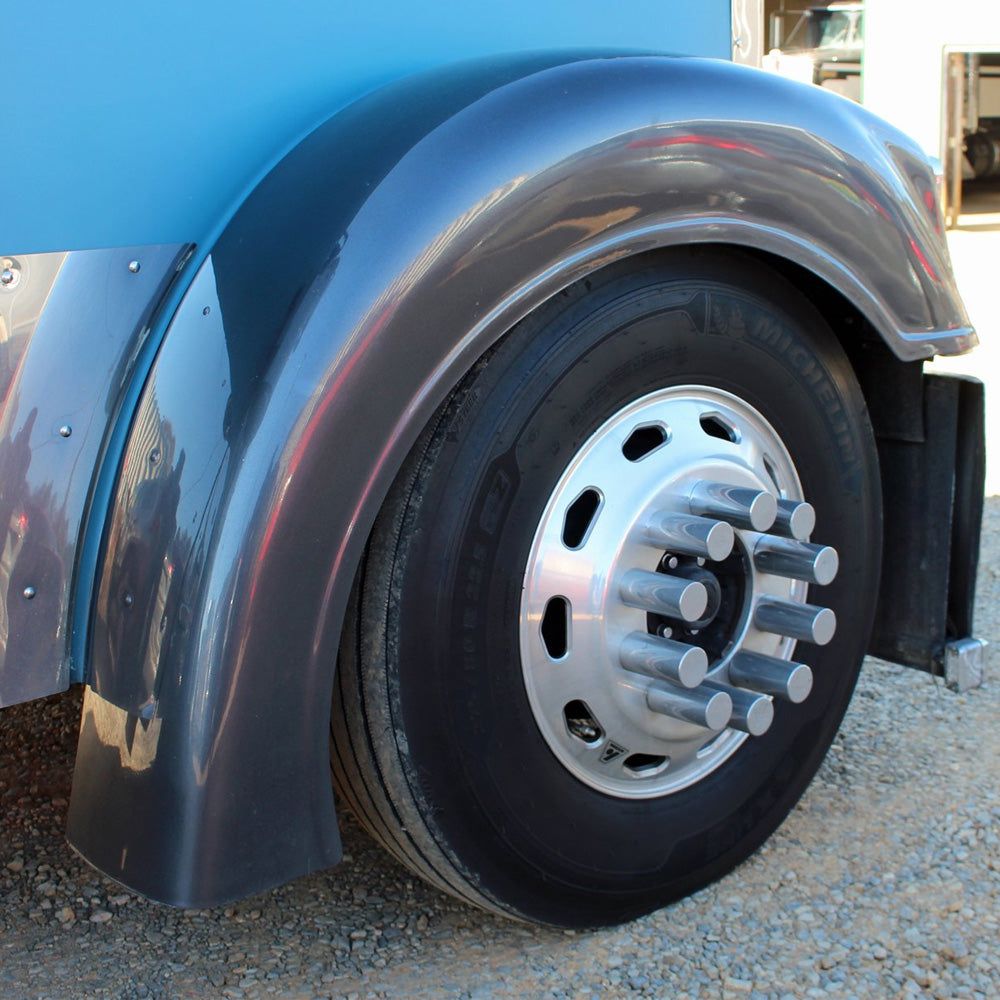 FL Classic XL Frnt Fender, close-up