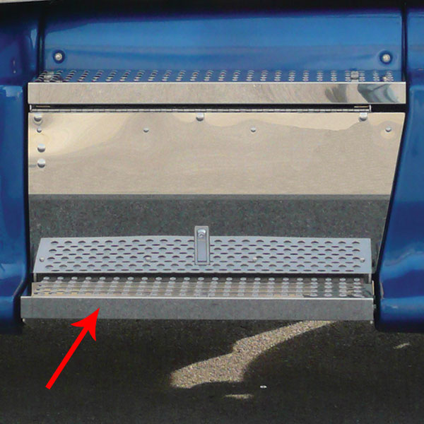 Peterbilt 386, 387 Battery, Tool Box Bottom Step