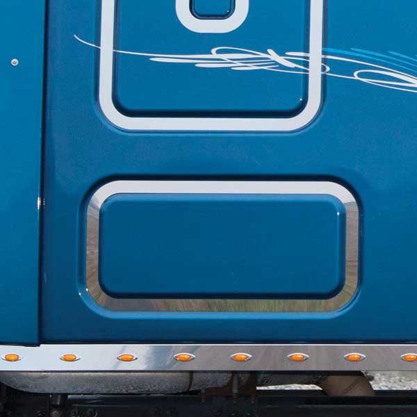 Freightliner Cascadia Lower Sleeper Inset Trim