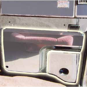 Peterbilt 1999-2000 Lower Heater Panel & Door Trim