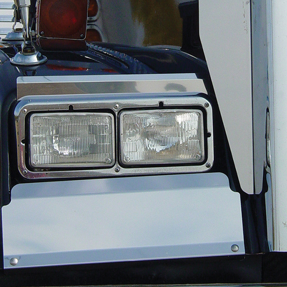 Freightliner Classic XL Fender Guard