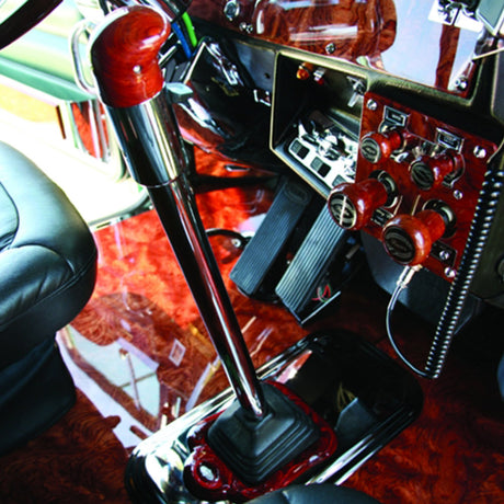 Eaton Fuller 13/18 rosewood gear shift knob, close-up