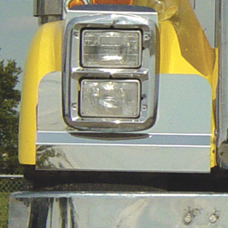 International 9300 fender guards for semi trucks