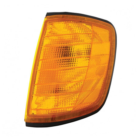 Freightliner FLD front turn signal lamp, close-up