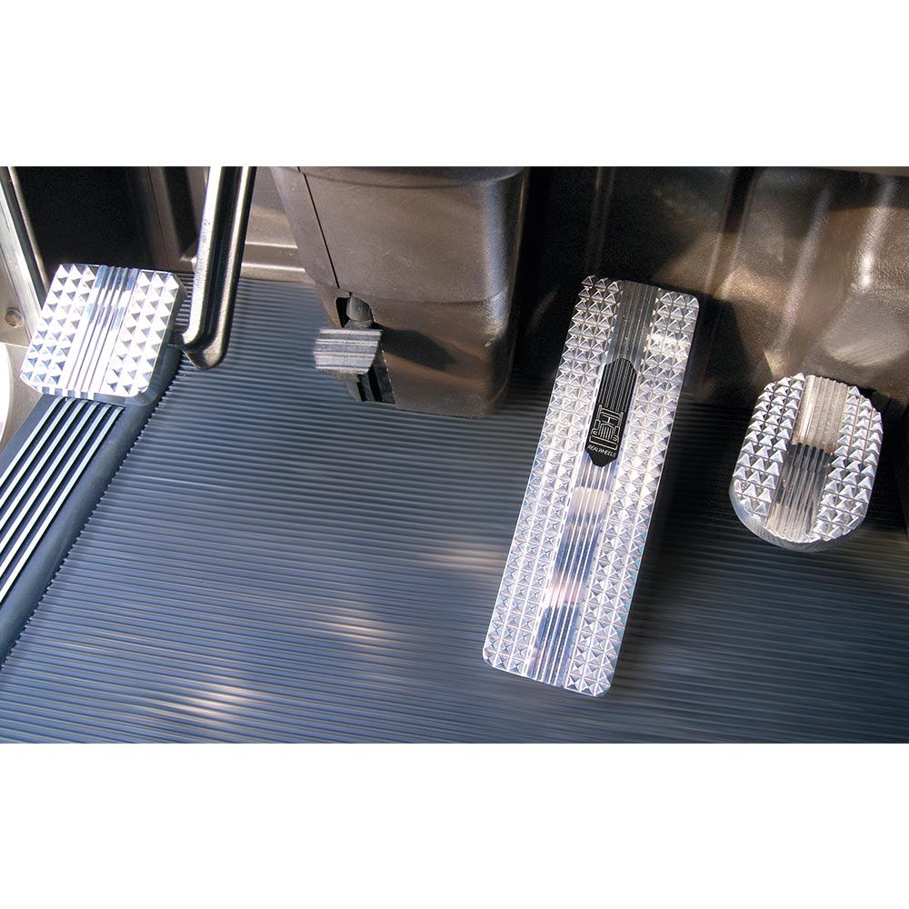 Kenworth 2007-2013 Billet Aluminum Pedal Set