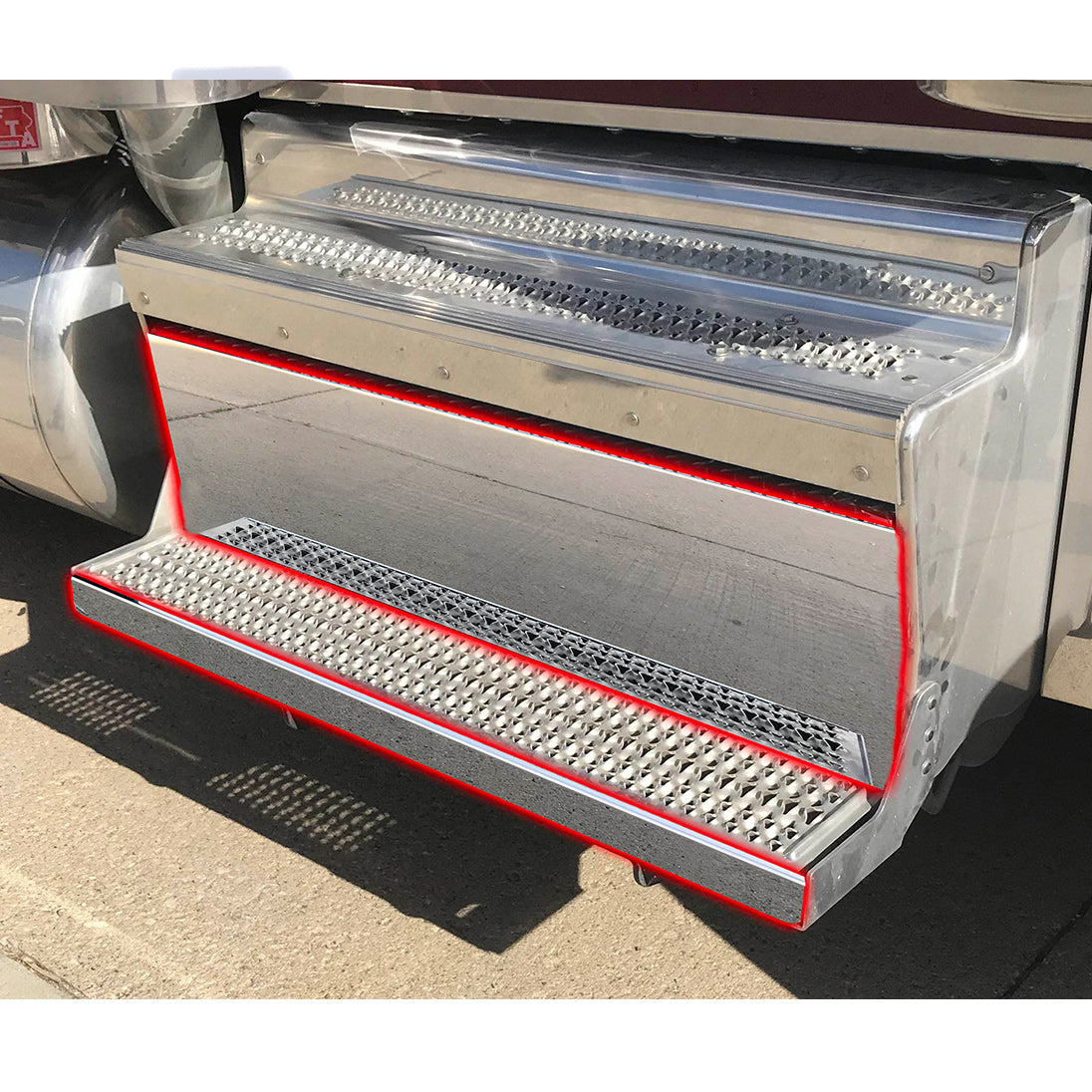 Peterbilt 379, 389 2019+ Passenger DPF Center Panel and Bottom Step Trim
