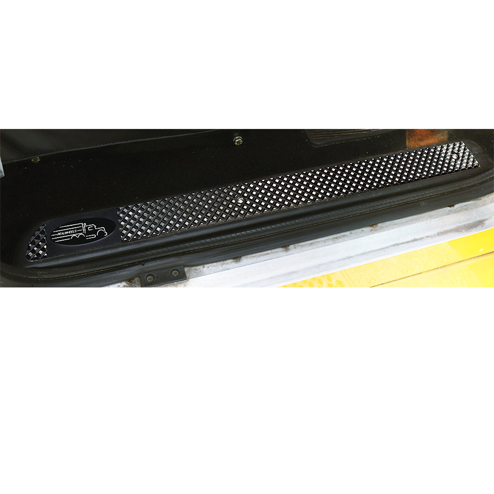 2008+ Peterbilt 389 Black Diamond Cut Door Sill