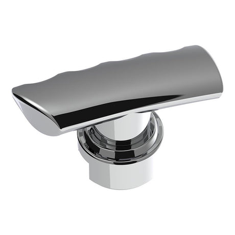 Detail of chrome T shape gear knob with 13/15/18 speed adapter