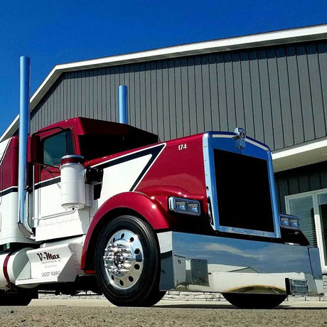 20" Chrome plated American Eagle bumper with blind mount for Peterbilt and Kenworth, close-up