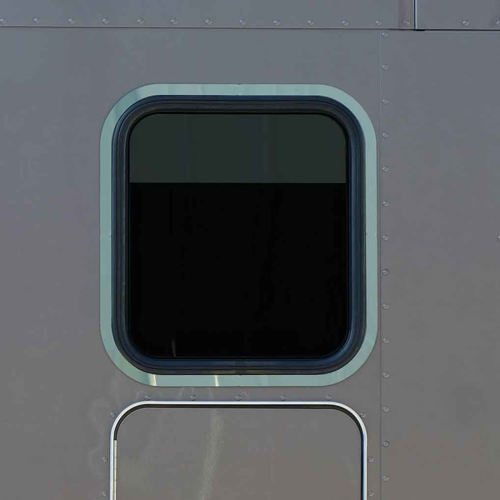 1" Peterbilt 579, 567 Stainless Sleeper Window Outside Trim - Driver Side