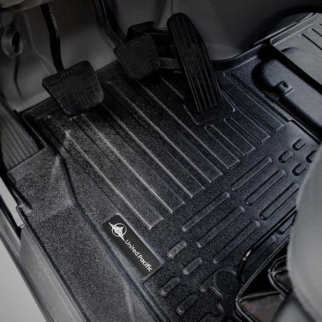 RigGear floor mat set for Peterbilt and Kenworth models from another angle