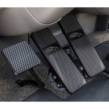 Peterbilt 367,379,386,388,389 1994+ Classic diamond smaller pyramid cut black billet pedals for semi trucks