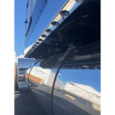 Peterbilt 389 36"/44" sleeper panel 4-1/2" drop full wrap with 3/4" amber/clear LED lights