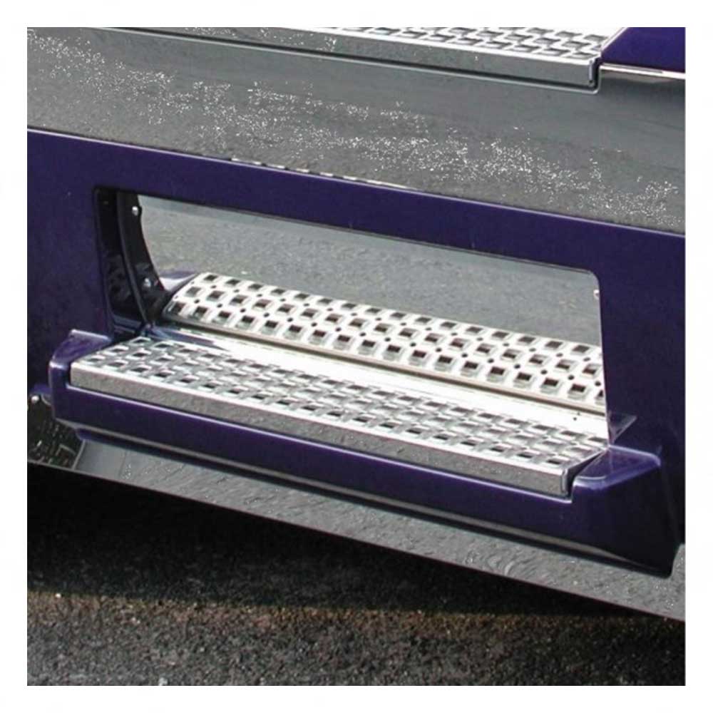 Volvo VN 2003-2005 Stainless Steel Lower Front Step Kick Plates