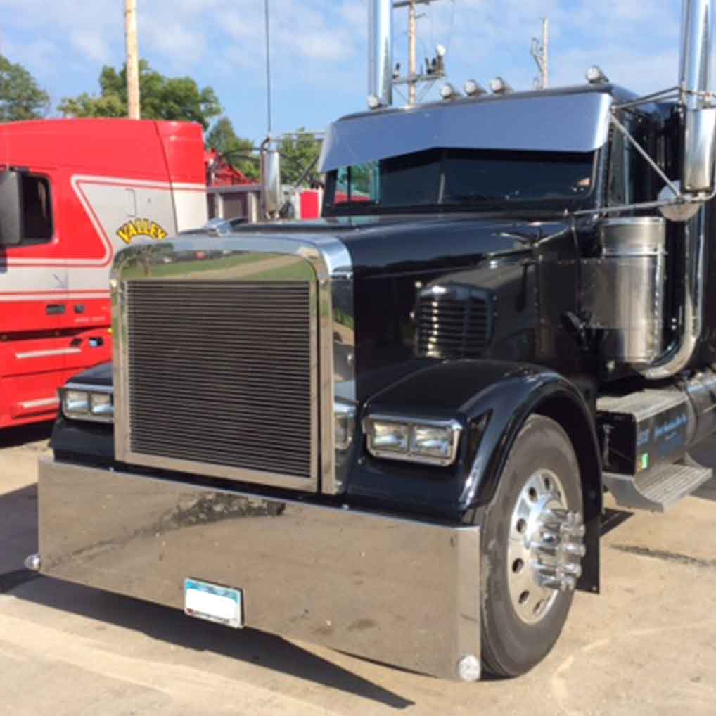 Freightliner Classic, XL, FLD120 Stainless Steel Grill with 39 Horizontal Billets