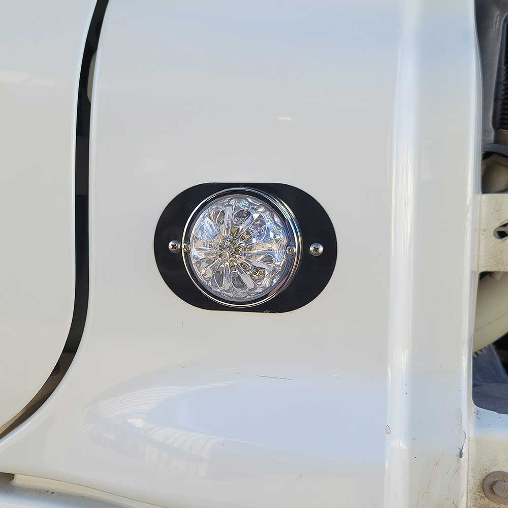 Freightliner Cascadia Turn Signal Bracket for Watermelon Lights