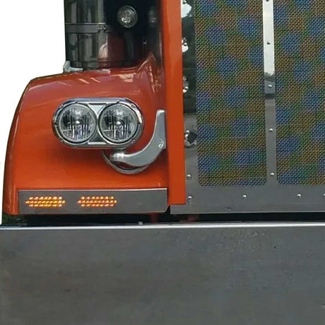 Kenworth W900 SS blinker bar with two sets of three lines with lights for semi trucks