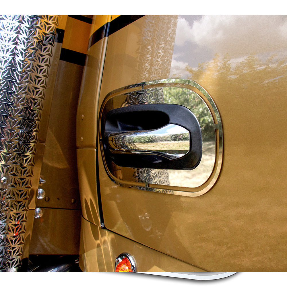 Peterbilt 589 Offset Door Handle Trim