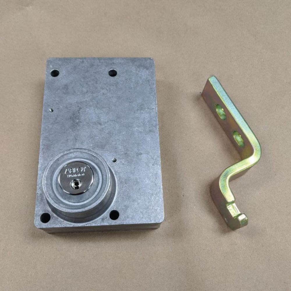 Bulk Head Door Lock