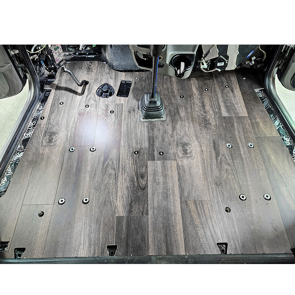 Peterbilt 379, 386, 389 2014+ Vinyl Plank Wood Flooring