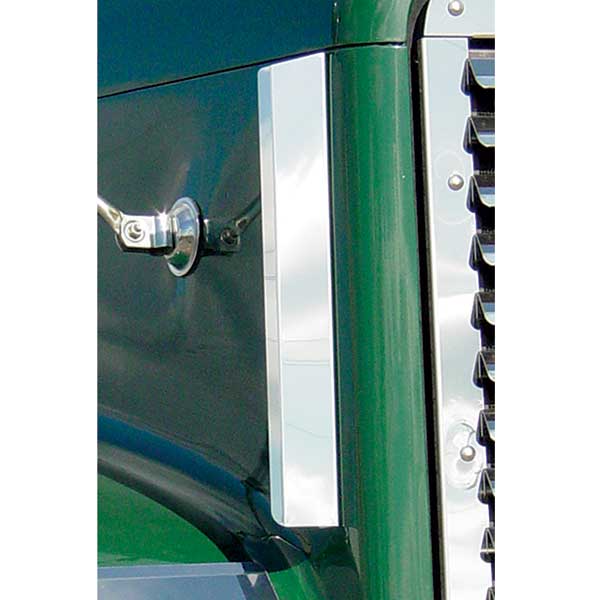 Freightliner FLD 120 Side Hood Deflector