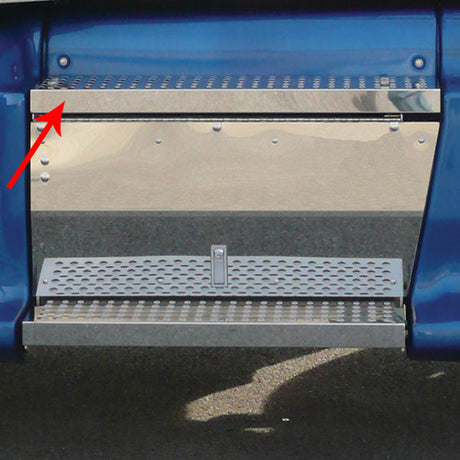 Peterbilt 386, 387 battery, tool box top step for semi trucks