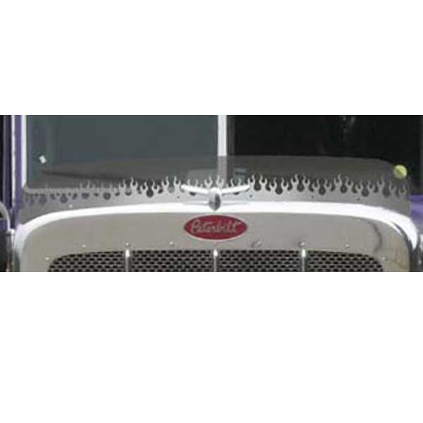 Peterbilt 379 Bugshield with Flame Trim