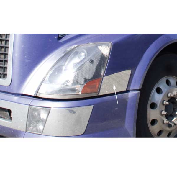 Volvo VN Hood Trim (EA)